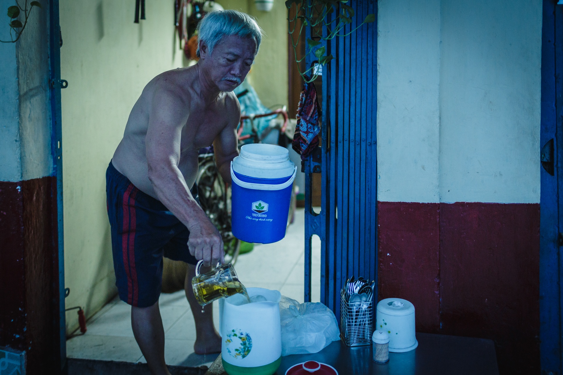 những chuyến xe chuyên chở tuổi thơ của ông giáo già ảnh 21 nhung chuyen xe chuyen cho tuoi tho cua ong giao gia anh 21