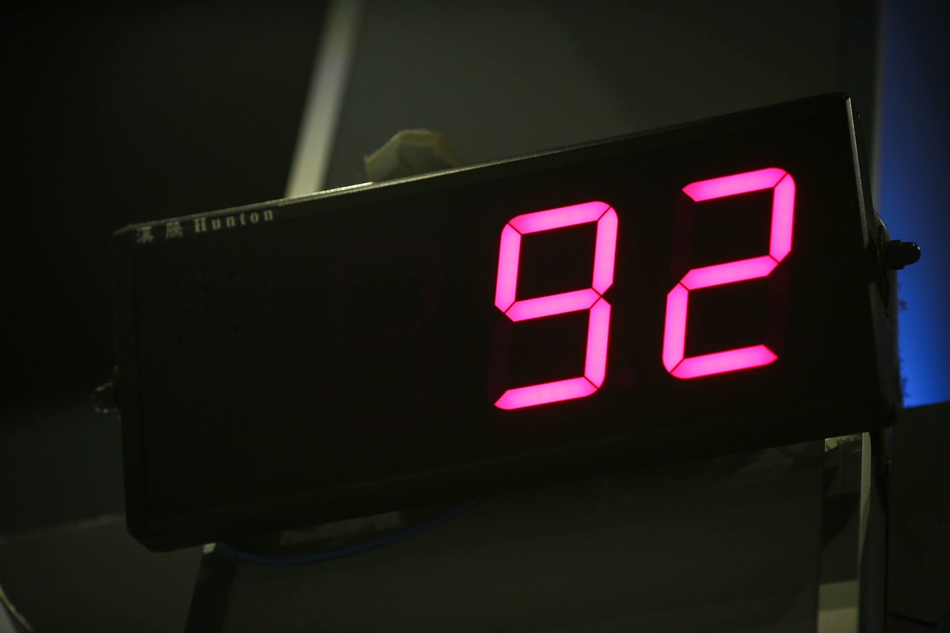 tranh nhau tung m2 dat ban tra sua anh 7