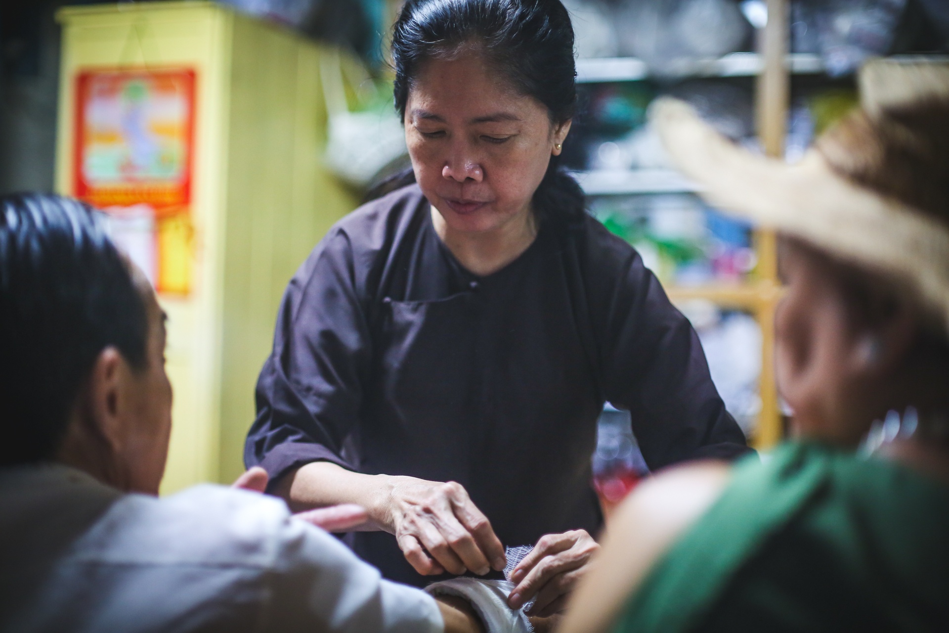 phong kham benh mien phi sai gon anh 27