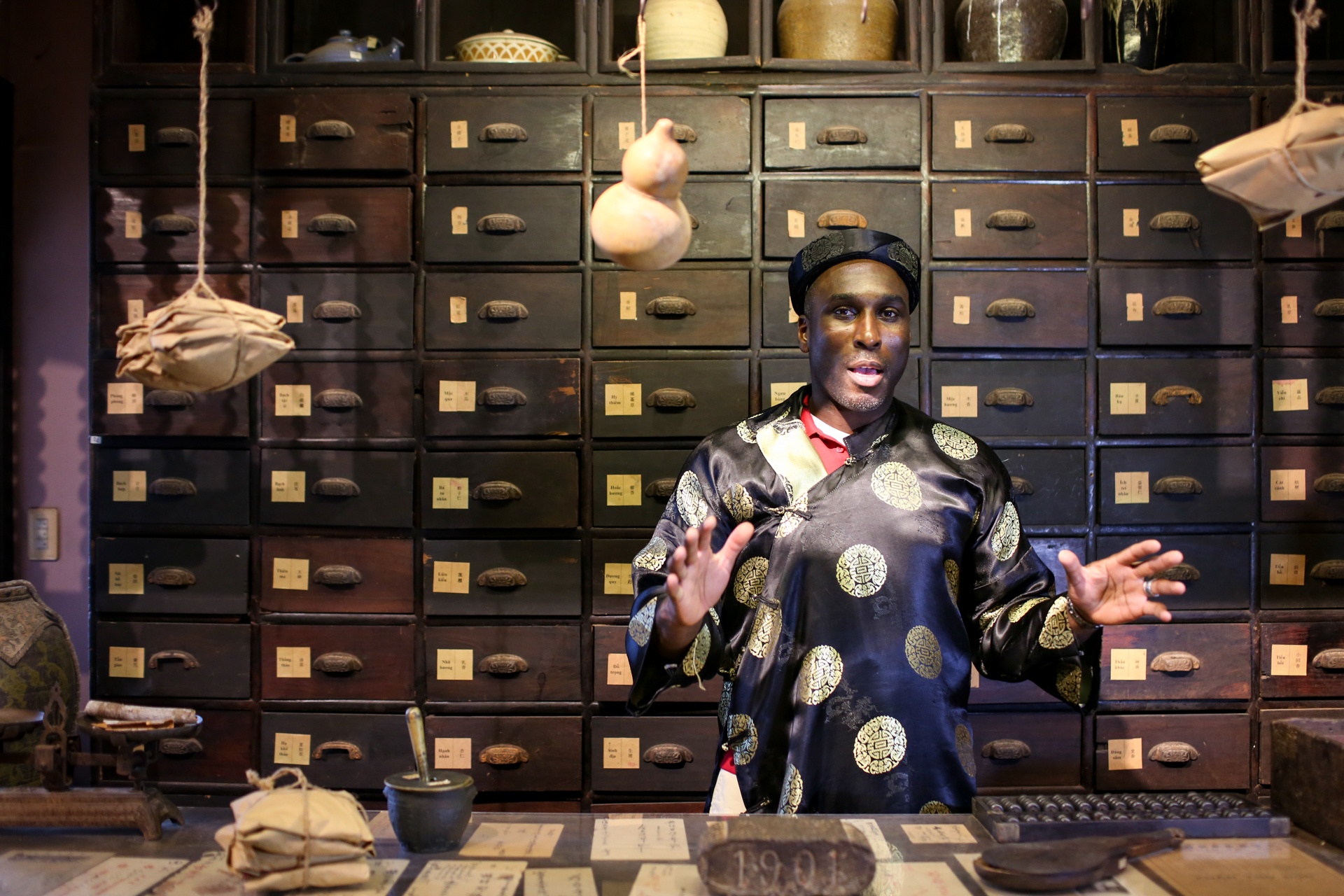 huyen thoai arsenal mac ao dai doi non la anh 6