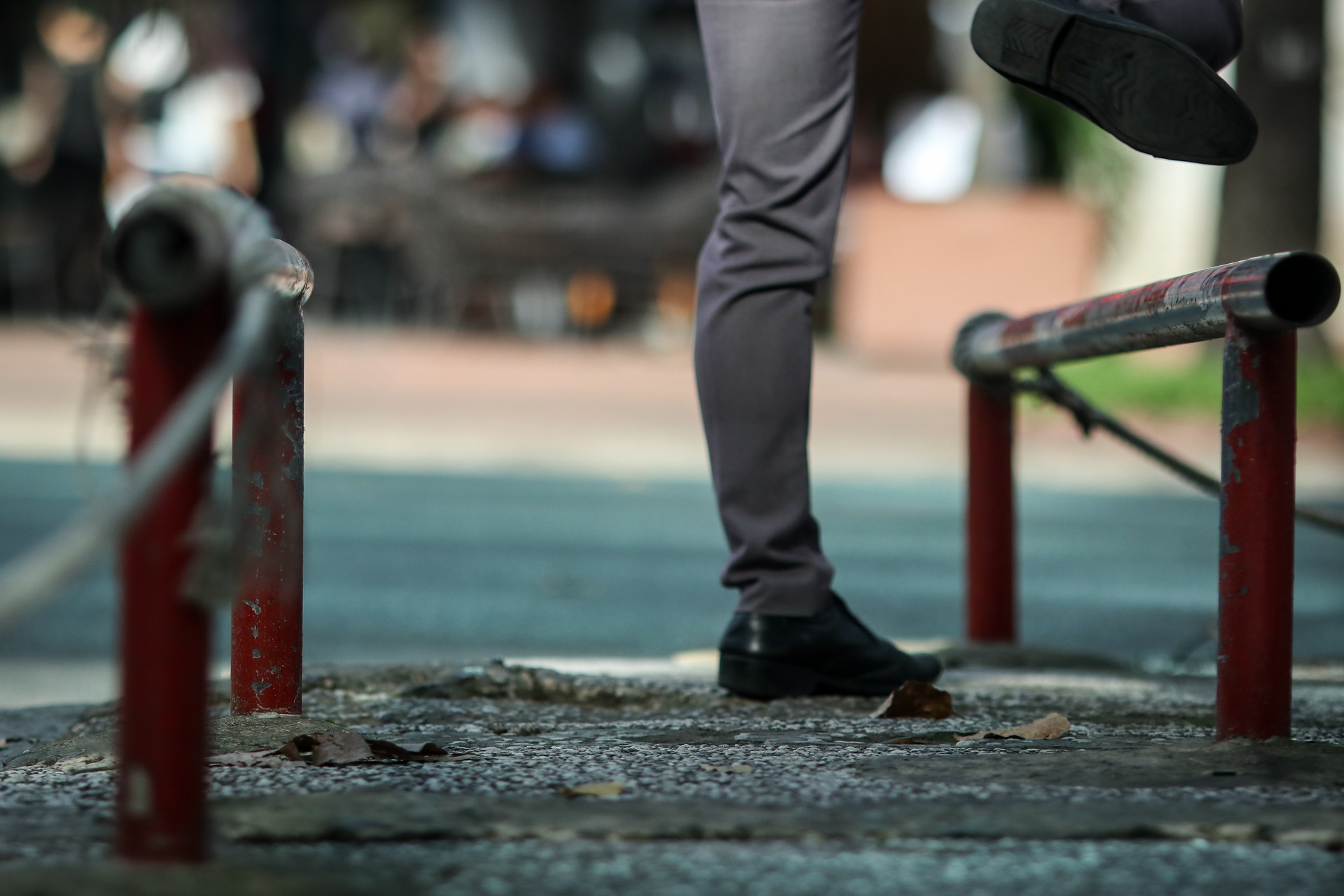 cac loai rao chan xe may tren via he sai gon anh 4