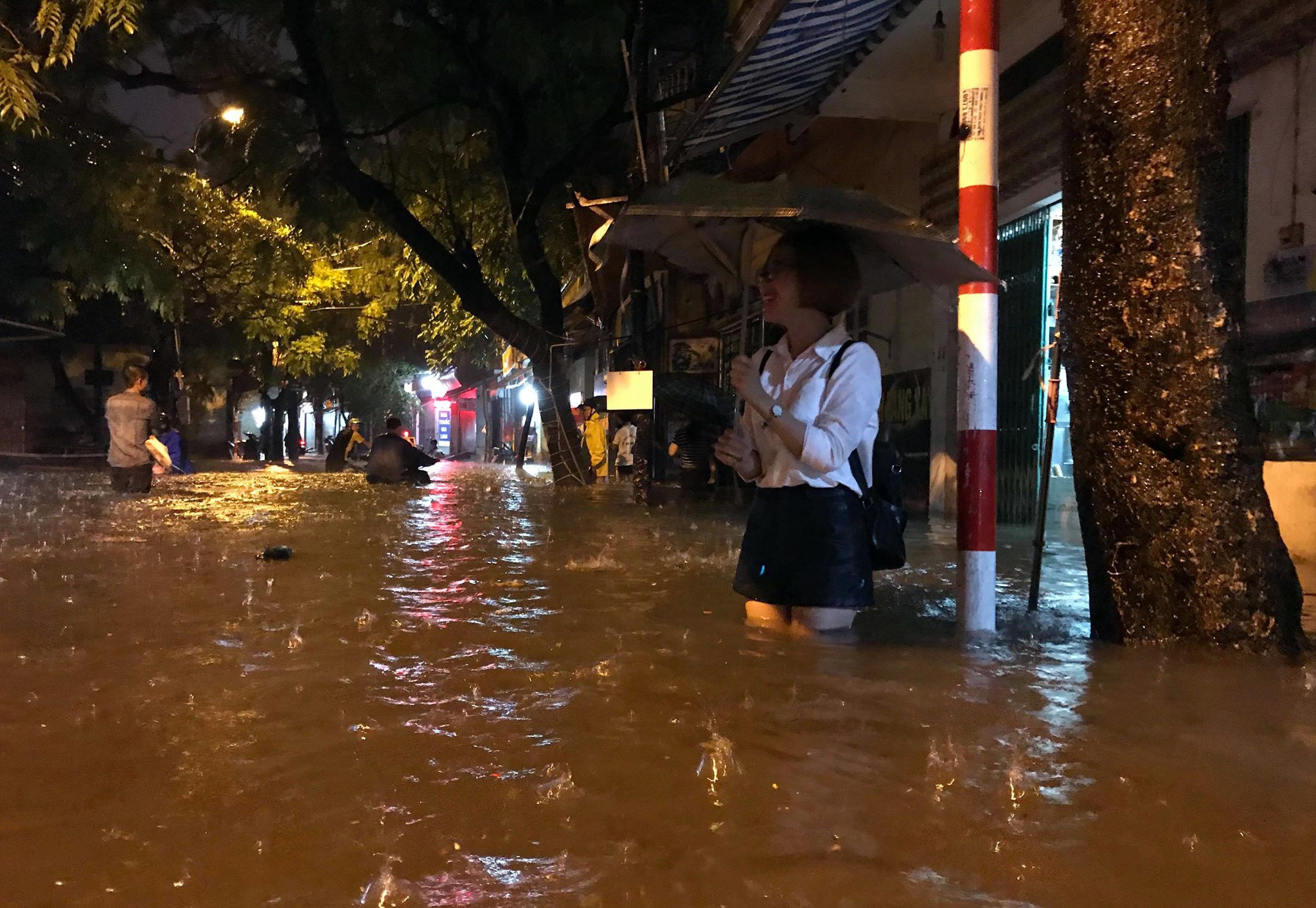 cong vien van lang khanh thanh sau hon 5 thang cai tao anh 3