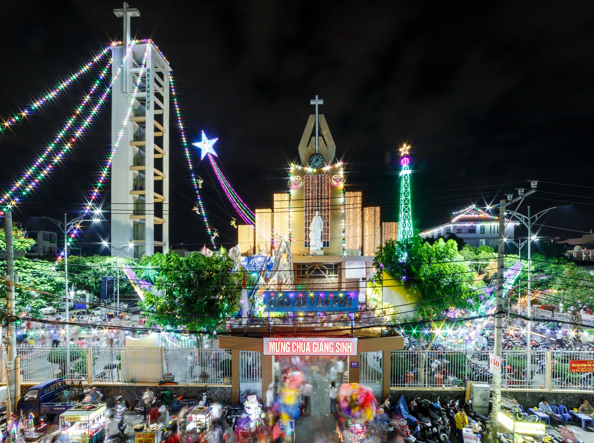 xom dao dep nhu chau Au ngay tai Sai Gon anh 2