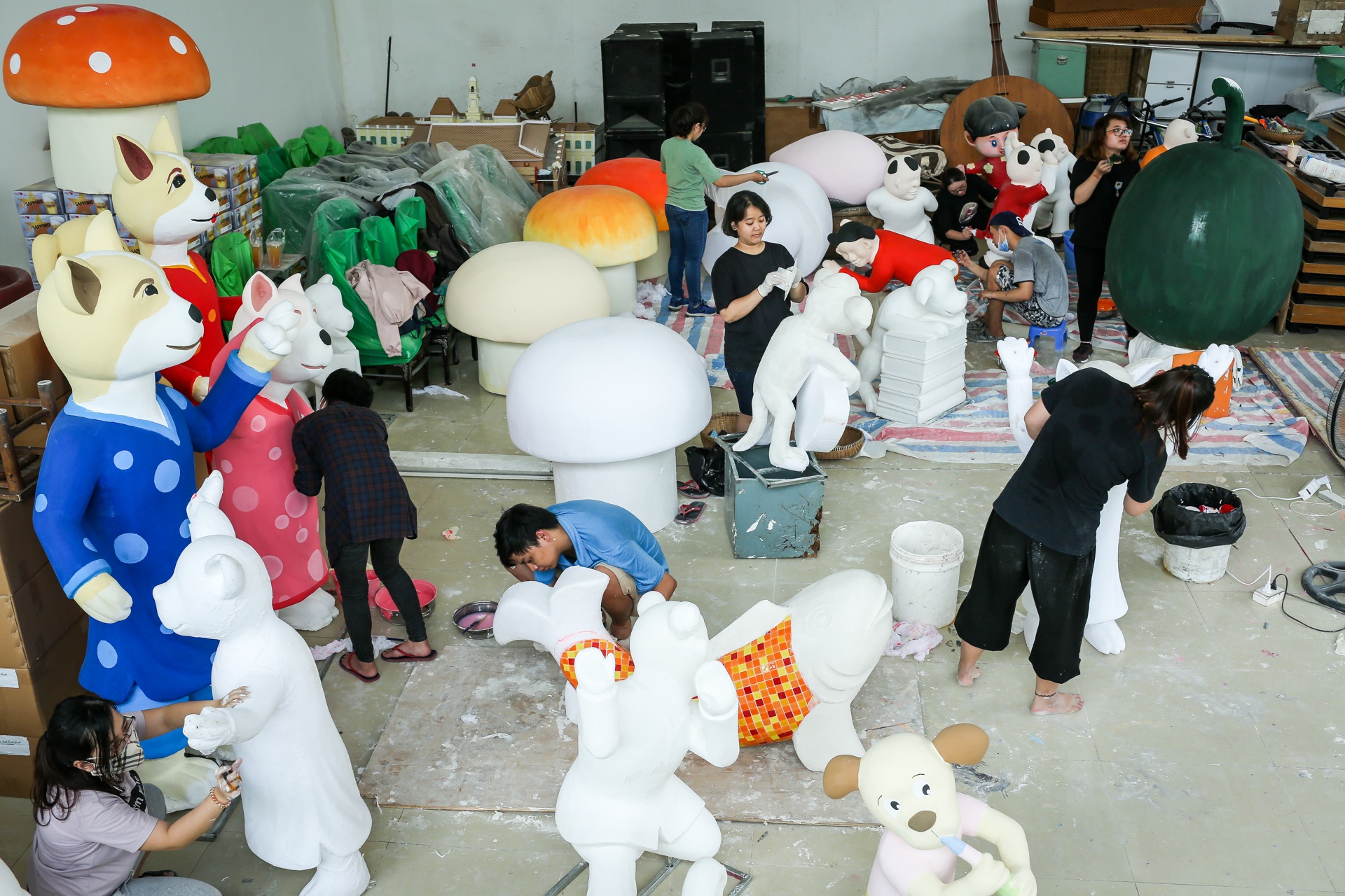 can canh cac linh vat tai duong hoa nguyen hue khi con nam trong xuong anh 11