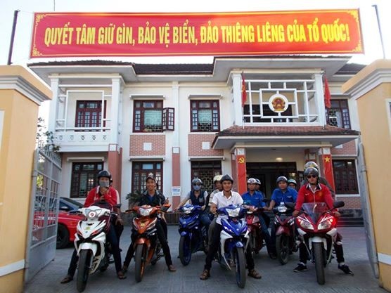 Các TNV chuẩn bị đưa các em đến các phòng trọ giá rẻ, các điểm homestay