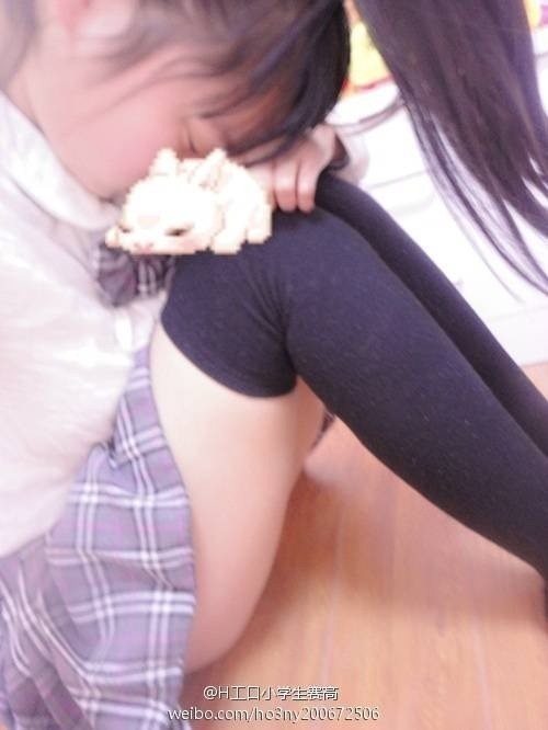 Nhiều người cho rằng hình ảnh sexy này không hề phù hợp với một cô bé còn quá nhỏ tuổi. Bởi vậy, rất nhiều người tỏ ra lo ngại trước suy nghĩ cũng như sở thích của nữ nhân vật chính. 