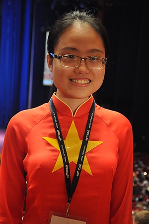 Gương mặt xinh xắn của HC Vàng Olympic hóa học quốc tế 2014- bạn Phạm Ngân Giang.