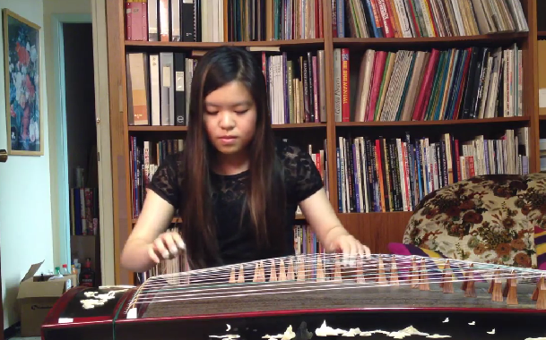 Clip cover Moves Like Jagger phien ban dan tranh hinh anh