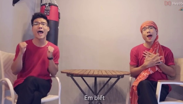 Clip che 4 chu qua hinh anh