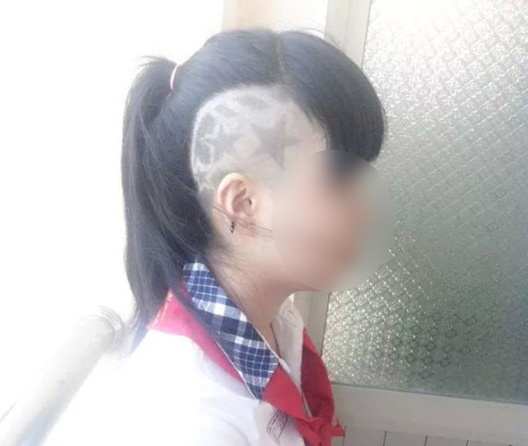 Nu sinh cap 2 Dong Nai gay chu y voi kieu toc la hinh anh