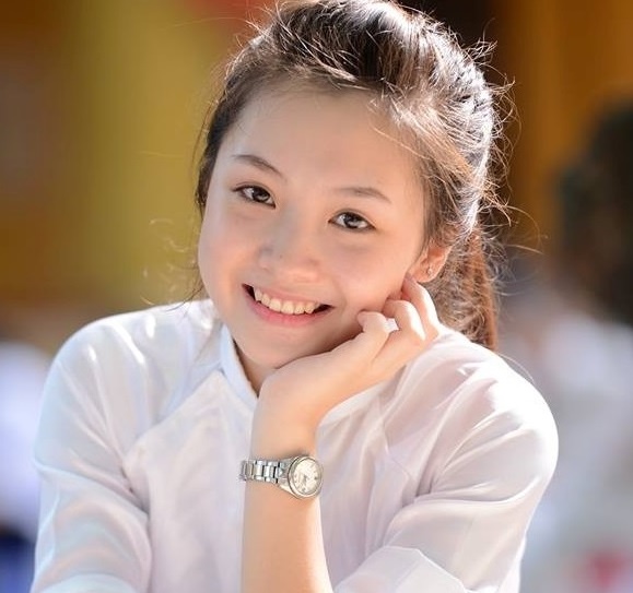 6 nu sinh Viet bong noi tieng nho mang xa hoi hinh anh