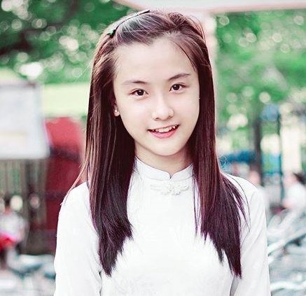 Nhan sac 9X Quang Ngai gay xon xao dan mang hinh anh