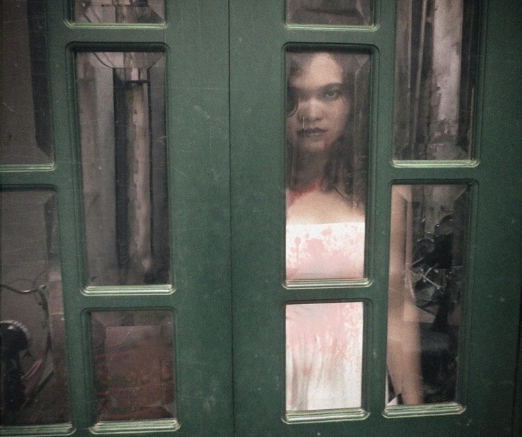 Nhung buc anh hoa ma rung ron cua sinh vien Bao chi hinh anh