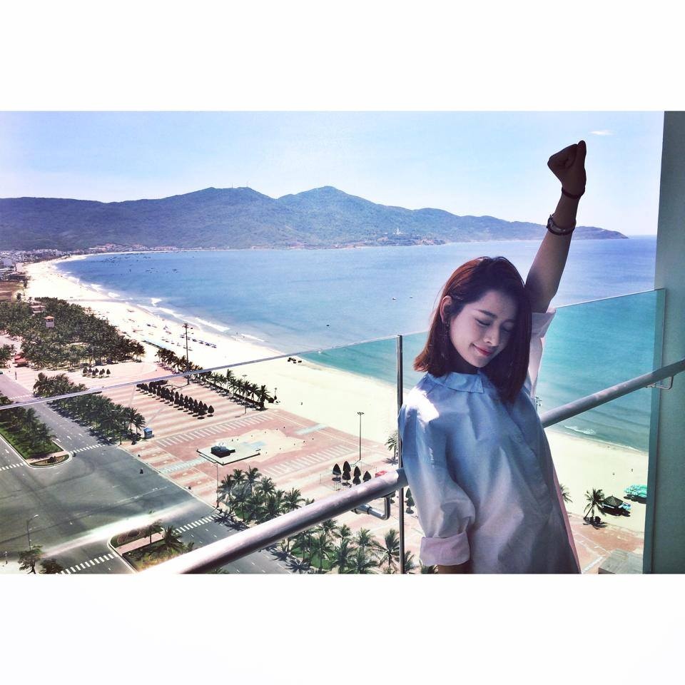 Clip Chi Pu danh tang Fanclub nhan dip sinh nhat 4 nam hinh anh