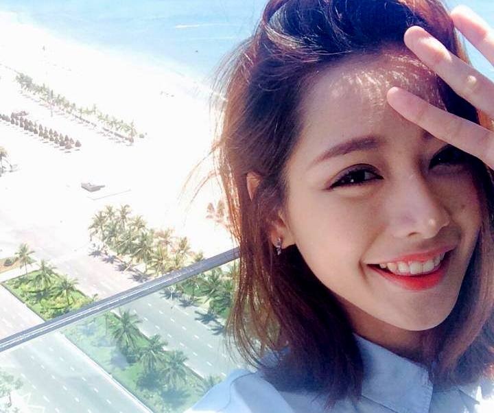 Chi Pu khoc nac trong clip tang fan hinh anh