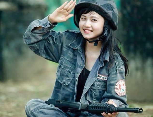 9X xinh dep o DH Giao thong Van tai gay xon xao mang hinh anh