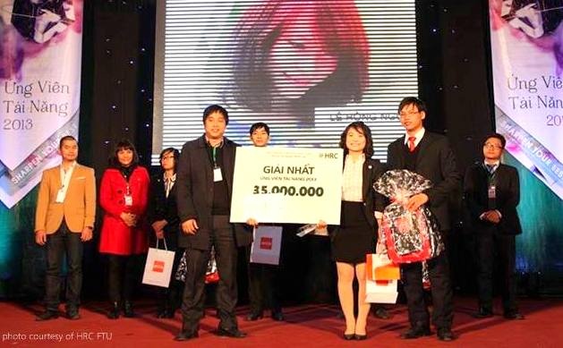 Ai se la ung vien tai nang nhat cua DH Ngoai thuong? hinh anh