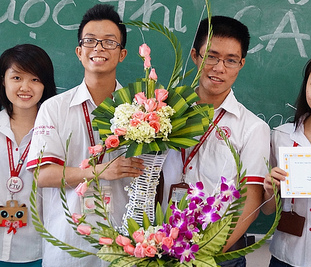 Nhung hoat dong chao mung 20/11 o DH Ngoai thuong hinh anh