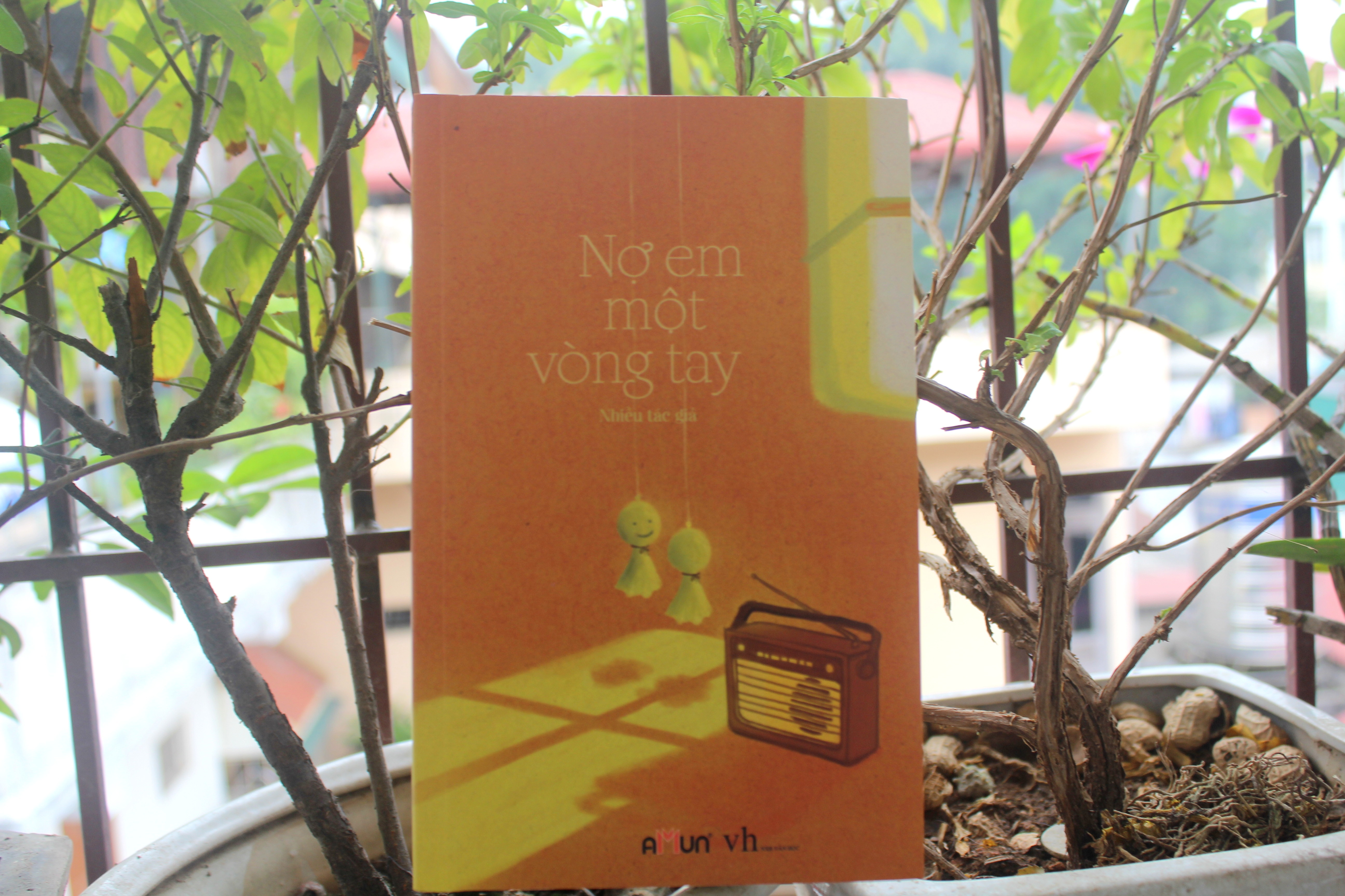 Tuyen tap truyen ngan tinh yeu 'No em mot vong tay' hinh anh