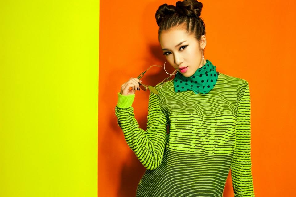 Hot girl Emily: 'Trai giau hay ngheo khong quan trong' hinh anh