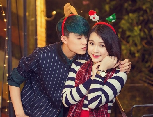 Hot girl Sam tai xuat ben trai la kem 6 tuoi hinh anh