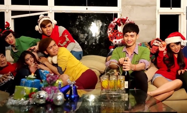 Clip Giang sinh vui nhon cua nhom hai BB&BG hinh anh