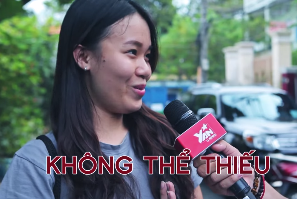 Clip gioi tre noi gi khi bat ngo bi hoi ve 'chuyen ay' hinh anh