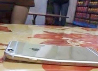 Chiec iPhone 6 bi be cong bong dung lan truyen tren mang hinh anh