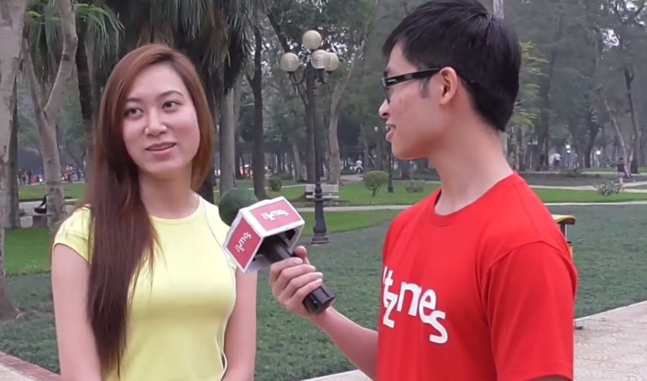 Clip vi sao con trai thich yeu nguoi hon tuoi? hinh anh