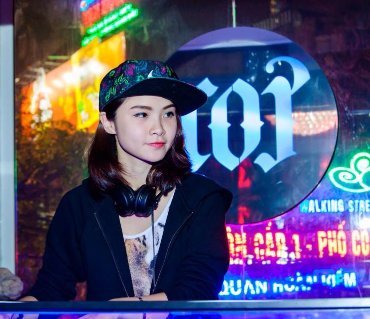 Con duong tro thanh DJ cua nu vo si 9X hinh anh