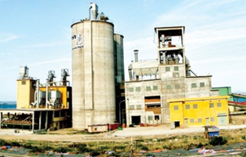 In giay de tra no hinh anh