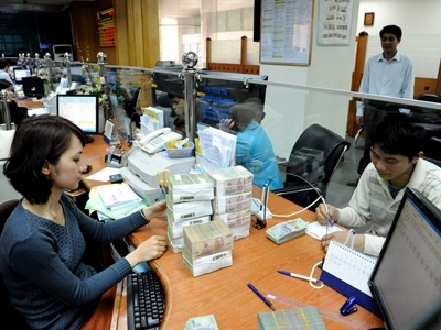 Nam nay co tien nen dau tu vao dau? hinh anh