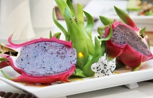 Rau câu thanh long, một trong các món ăn của đội giành giải nhất, được chế biến từ chính loại trái cây đặc trưng của Bình Thuận.