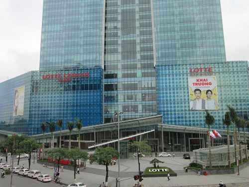 Khung hoang e thua mang ten Lotte Center hinh anh