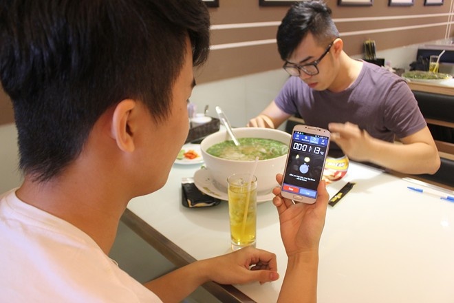 Vu to pho khong lo bi to: Khach muon thi lai nha hang se moi hinh anh