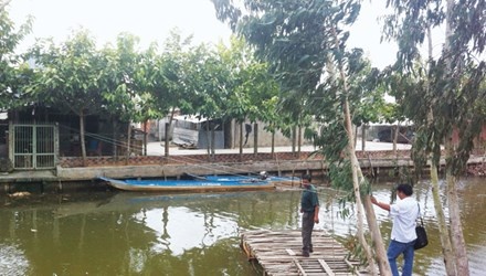 Lanh dao mot huyen deu giau hinh anh