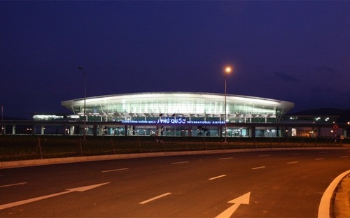 'Ban' san bay: Cai gi, cho ai, va nhu the nao? hinh anh