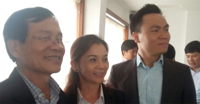 Ông Tùng (ngoài cùng bên trái) và các doanh nhân tại hội thảo về M&A.