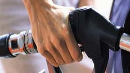 Chu tram tu nhan xang co nuoc, thanh tra khoi kiem tra hinh anh