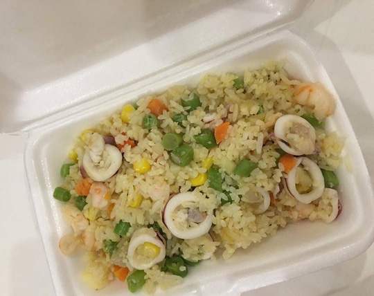 Da Nang: 'Soc' nang voi hop com gia 200.000 dong hinh anh