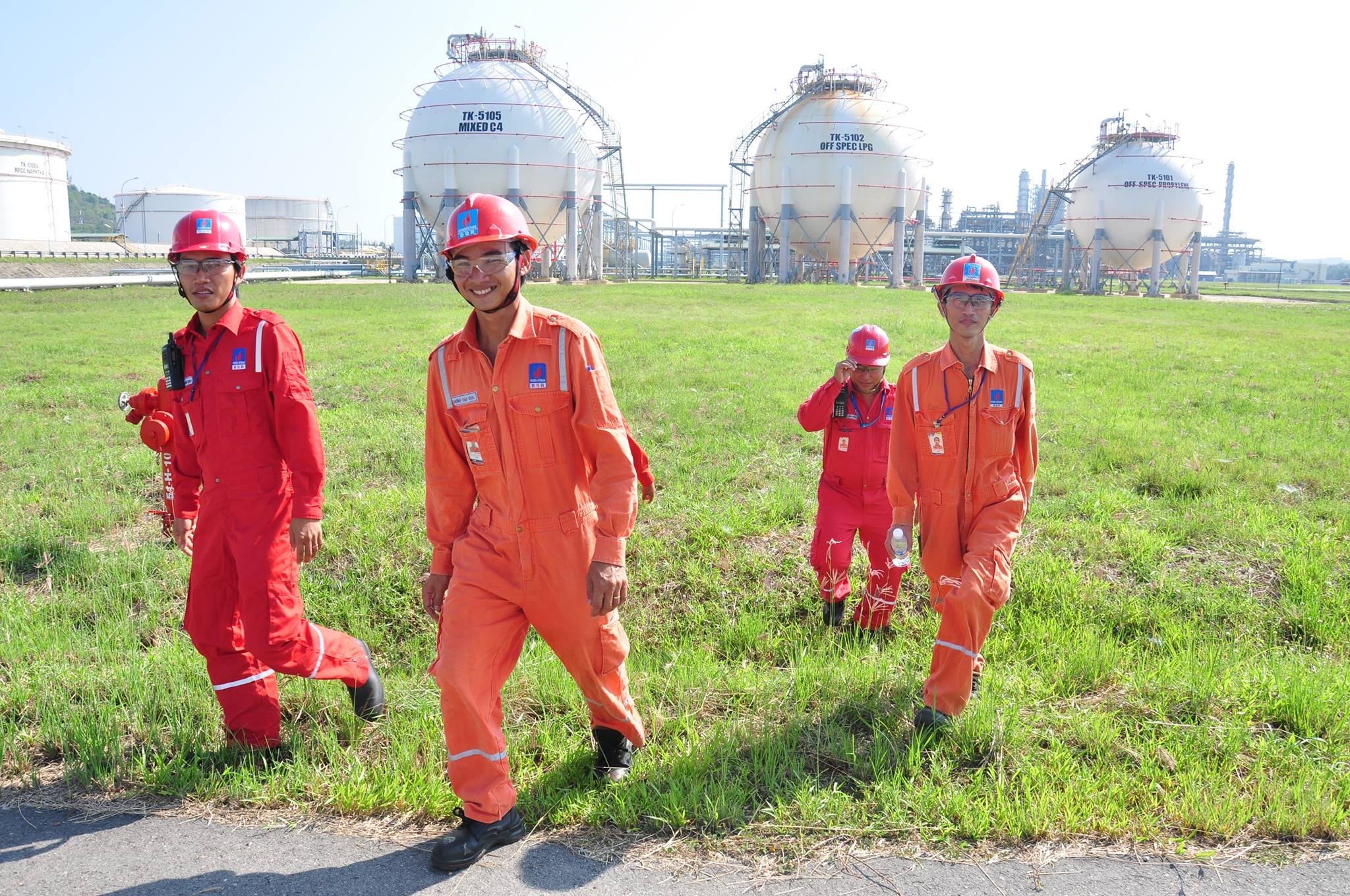 'Hay thoi nuong chieu doanh nghiep dau khi' hinh anh