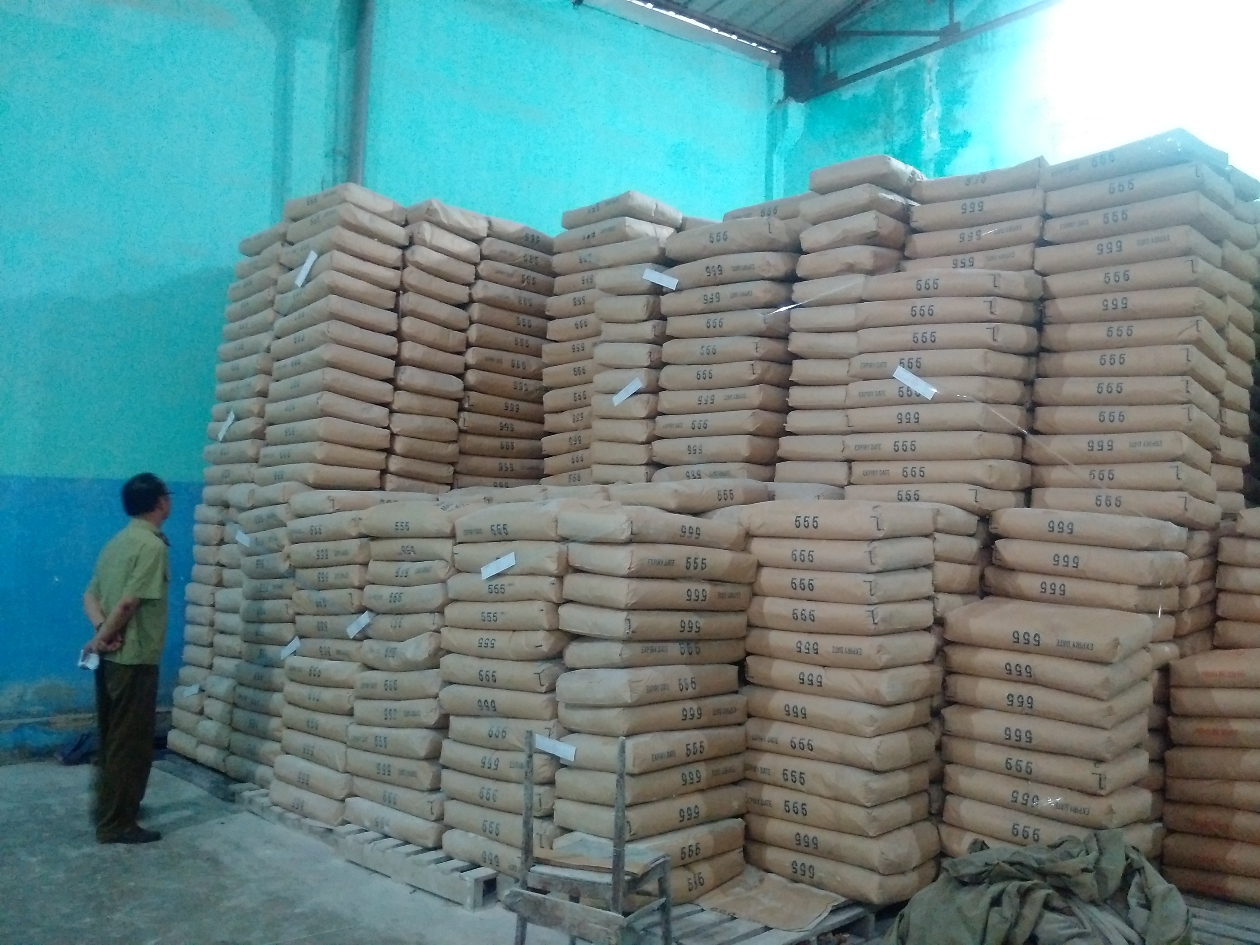 Bat kho bot mi khong lo het han su dung anh 1