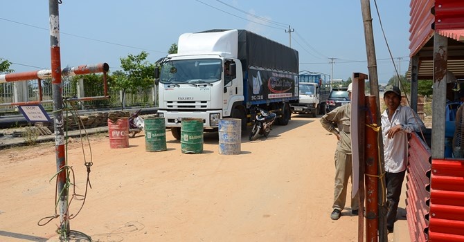 Vay nha may Number One Chu Lai de doi no hinh anh