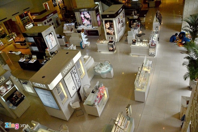 Parkson Paragon dong cua anh 1