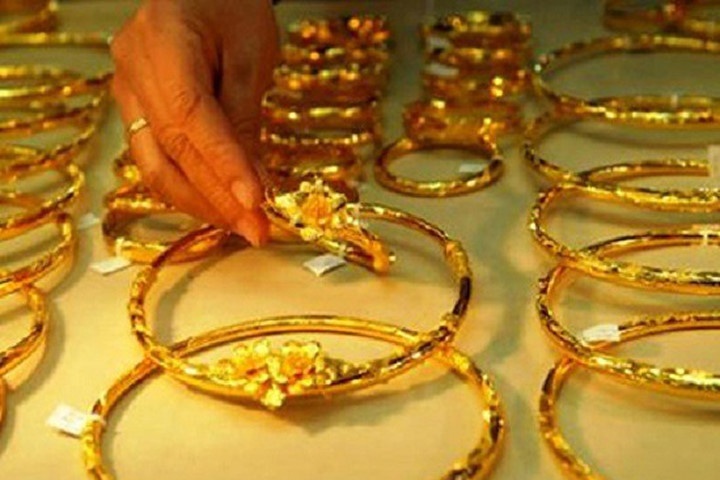 Vang mat hon 700.000 dong mot luong trong 4 ngay hinh anh