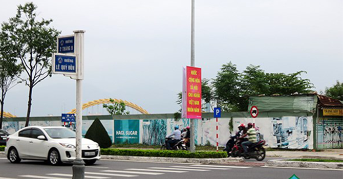 Quoc Cuong Gia Lai ban dat vang mua cua cong ty bau Duc hinh anh