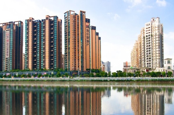 Dai gia Viet vung nghin ty, ong lon ngoai om tien rut lui hinh anh