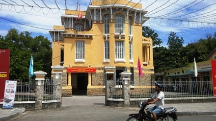 Hon hai nam di xin, van khong duoc co phan hoa hinh anh