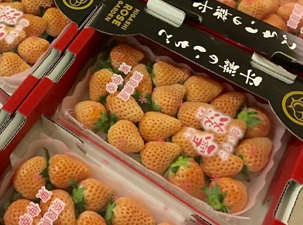 Nhà giàu Việt săn mua dâu tây đắt nhất thế giới ảnh 3 Nha giau Viet san mua dau tay dat nhat the gioi anh 3