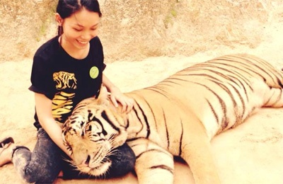 Co gai Viet Nam sang Thai Lan nuoi ho hinh anh